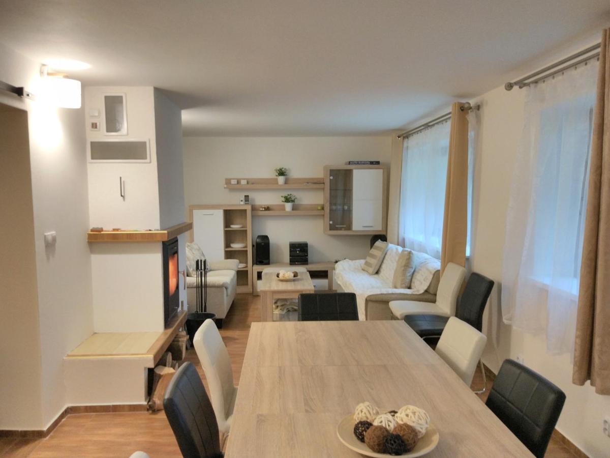 Cottage Refresh Banská Štiavnica Esterno foto